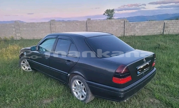 Buy Used Toyota Altezza Black Car in Mahindzhauri in Ajaria Buy Used Toyota Altezza Black Car in Mahindzhauri in Ajaria