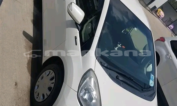 Buy Used Chevlolet Spin White Car in Import - Dubai in Abhasia Buy Used Chevlolet Spin White Car in Import - Dubai in Abhasia