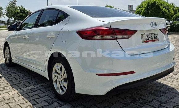 Buy Used Hyundai Elantra White Car in Tbilisi in Tbilisi Buy Used Hyundai Elantra White Car in Tbilisi in Tbilisi