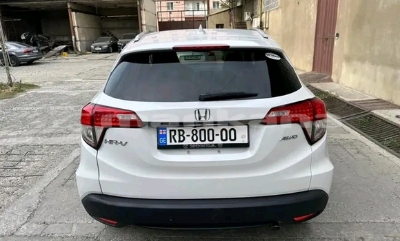 Buy Used Honda HR–V White Car in Bihvinta in Abhasia Buy Used Honda HR–V White Car in Bihvinta in Abhasia