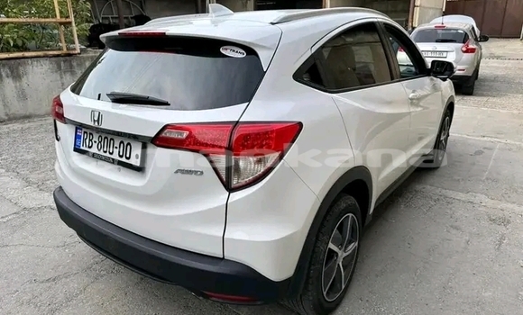 Buy Used Honda HR–V White Car in Bihvinta in Abhasia Buy Used Honda HR–V White Car in Bihvinta in Abhasia