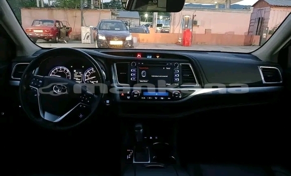 Buy Used Toyota Highlander Red Car in Cageri in Racha Buy Used Toyota Highlander Red Car in Cageri in Racha