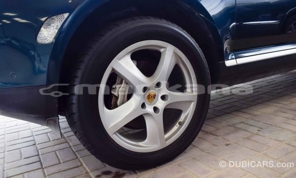 Buy Import Porsche Cayenne Green Car in Import - Dubai in Abhasia