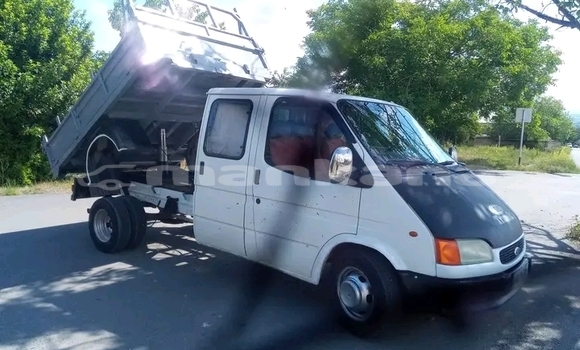 Buy Used Toyota Hiace White Car in Batumi in Ajaria Buy Used Toyota Hiace White Car in Batumi in Ajaria