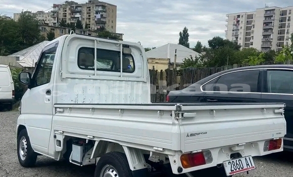 Buy Used GMC Sierra White Car in Kutaisi in Imereti Buy Used GMC Sierra White Car in Kutaisi in Imereti