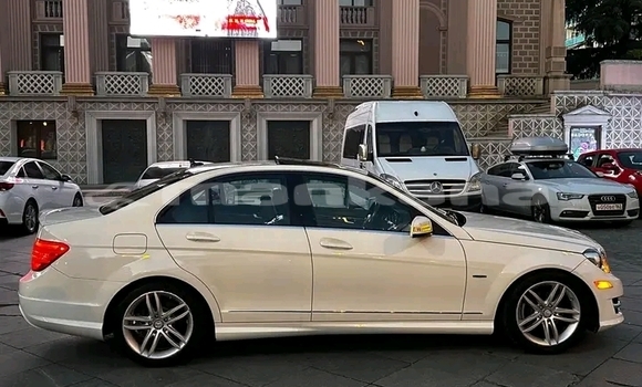 Buy Used Mercedes-Benz 250 White Car in Batumi in Ajaria Buy Used Mercedes-Benz 250 White Car in Batumi in Ajaria