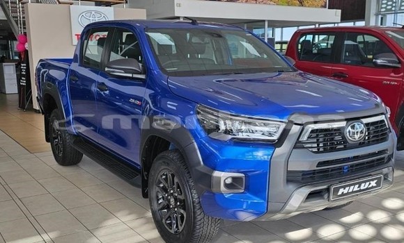 Buy Used Toyota Hilux White Car in Bagdadi in Imereti Buy Used Toyota Hilux White Car in Bagdadi in Imereti