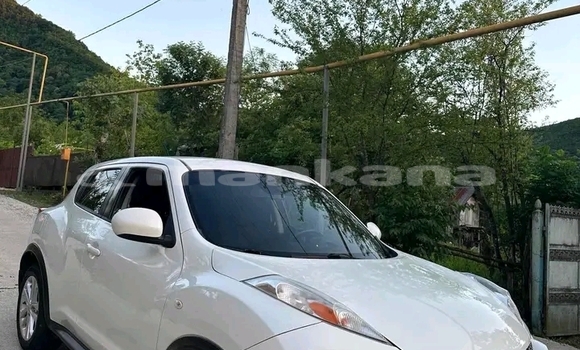 Buy Used Nissan Juke White Car in Batumi in Ajaria Buy Used Nissan Juke White Car in Batumi in Ajaria
