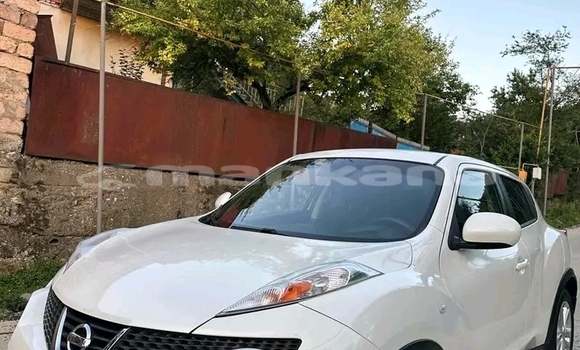 Buy Used Nissan Juke White Car in Batumi in Ajaria Buy Used Nissan Juke White Car in Batumi in Ajaria