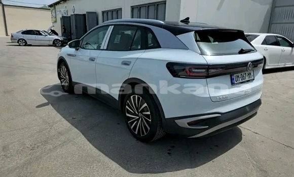 Buy Used Toyota Venza White Car in Bagdadi in Imereti Buy Used Toyota Venza White Car in Bagdadi in Imereti