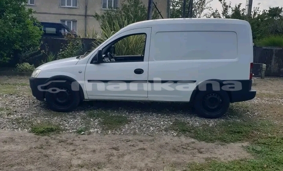 Buy Used Opel Astra OPC White Car in Batumi in Ajaria Buy Used Opel Astra OPC White Car in Batumi in Ajaria