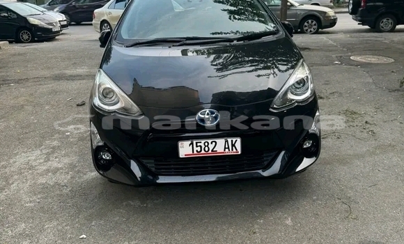 Buy Used Toyota Aqua Black Car in Bihvinta in Abhasia Buy Used Toyota Aqua Black Car in Bihvinta in Abhasia