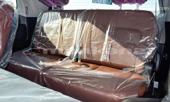 Buy Import Toyota Land Cruiser White Car in Import - Dubai in Abhasia Buy Import Toyota Land Cruiser White Car in Import - Dubai in Abhasia