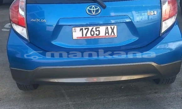 Medium with watermark toyota aqua abhasia bihvinta 5825