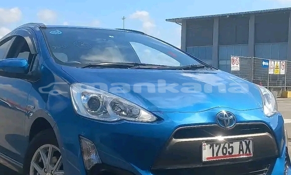 Buy Used Toyota Aqua Blue Car in Bihvinta in Abhasia Buy Used Toyota Aqua Blue Car in Bihvinta in Abhasia