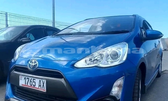 Buy Used Toyota Aqua Blue Car in Bihvinta in Abhasia Buy Used Toyota Aqua Blue Car in Bihvinta in Abhasia