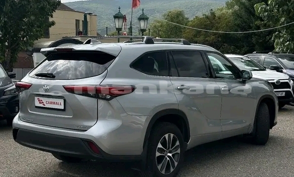 Buy Used Toyota Highlander White Car in Cnori in Kaheti Buy Used Toyota Highlander White Car in Cnori in Kaheti