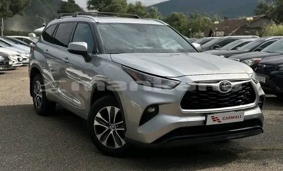 Buy Used Toyota Highlander White Car in Cnori in Kaheti Buy Used Toyota Highlander White Car in Cnori in Kaheti