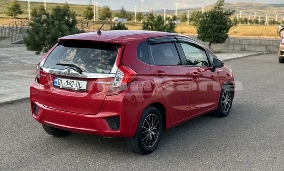 Buy Used Honda FIT Red Car in Gudauta in Abhasia Buy Used Honda FIT Red Car in Gudauta in Abhasia