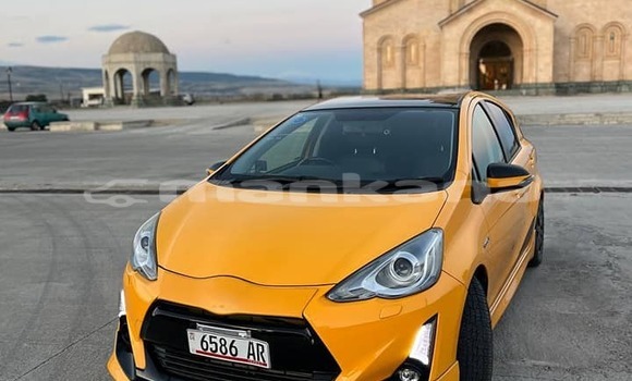 Medium with watermark toyota aqua tbilisi tbilisi 5874