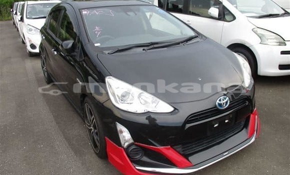 Buy Used Toyota Aqua Black Car in Ambrolauri in Racha