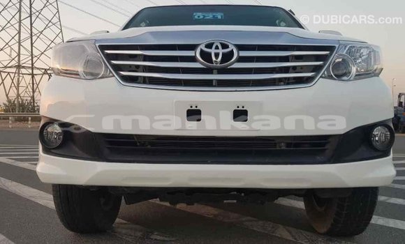 Buy Import Toyota Fortuner White Car in Import - Dubai in Abhasia Buy Import Toyota Fortuner White Car in Import - Dubai in Abhasia