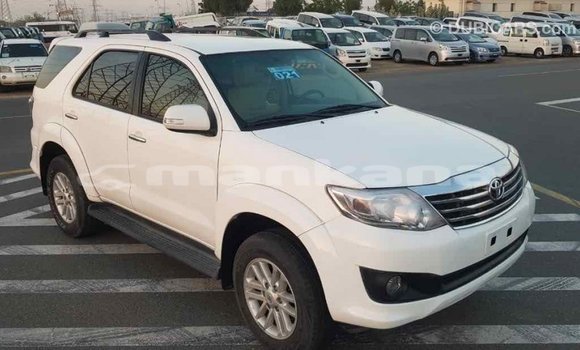 Buy Import Toyota Fortuner White Car in Import - Dubai in Abhasia Buy Import Toyota Fortuner White Car in Import - Dubai in Abhasia