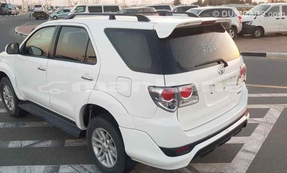 Buy Import Toyota Fortuner White Car in Import - Dubai in Abhasia Buy Import Toyota Fortuner White Car in Import - Dubai in Abhasia