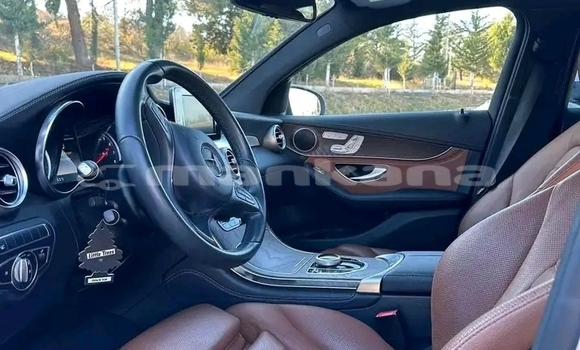 Buy Used Mercedes-Benz GLE White Car in Batumi in Ajaria Buy Used Mercedes-Benz GLE White Car in Batumi in Ajaria