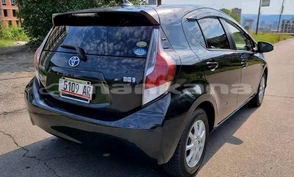 Buy Used Toyota Aqua Black Car in Bagdadi in Imereti Buy Used Toyota Aqua Black Car in Bagdadi in Imereti