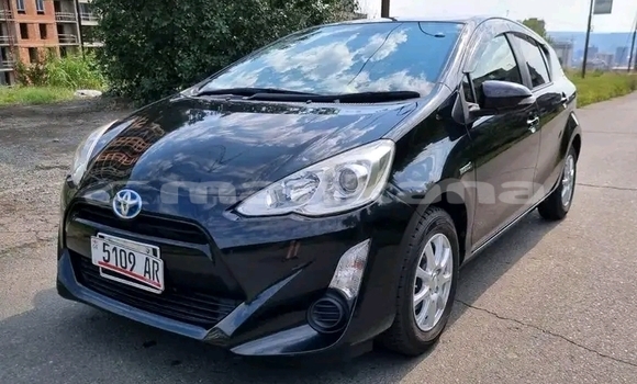 Buy Used Toyota Aqua Black Car in Bagdadi in Imereti Buy Used Toyota Aqua Black Car in Bagdadi in Imereti