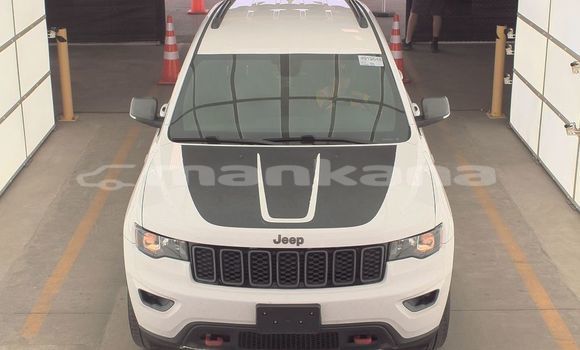 Buy Used Jeep Grand Cherokee White Car in Tbilisi in Tbilisi Buy Used Jeep Grand Cherokee White Car in Tbilisi in Tbilisi