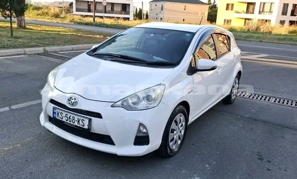Buy Used Toyota Aqua White Car in Batumi in Ajaria Buy Used Toyota Aqua White Car in Batumi in Ajaria