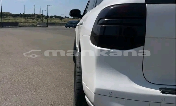 Buy Used Porsche Cayenne White Car in Bihvinta in Abhasia Buy Used Porsche Cayenne White Car in Bihvinta in Abhasia