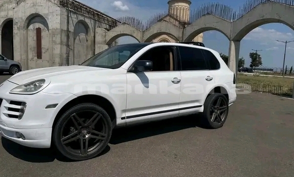 Buy Used Porsche Cayenne White Car in Bihvinta in Abhasia Buy Used Porsche Cayenne White Car in Bihvinta in Abhasia