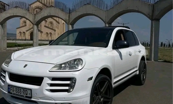Buy Used Porsche Cayenne White Car in Bihvinta in Abhasia Buy Used Porsche Cayenne White Car in Bihvinta in Abhasia