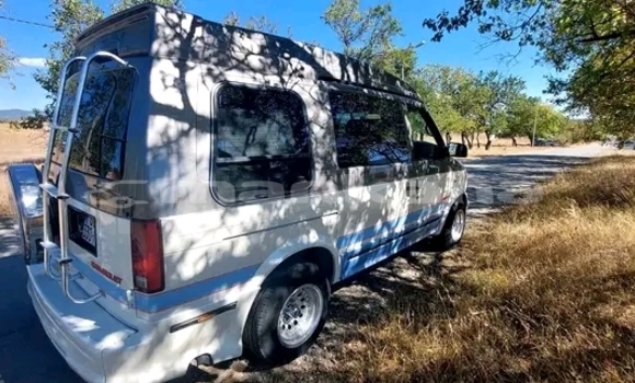Buy Used Chevrolet Astro White Car in Bihvinta in Abhasia Buy Used Chevrolet Astro White Car in Bihvinta in Abhasia