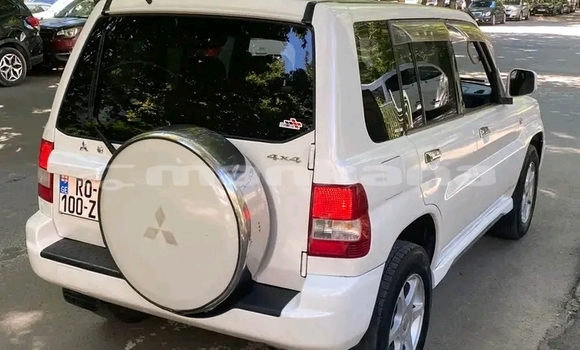 Buy Used Toyota RAV4 White Car in Signahi in Kaheti Buy Used Toyota RAV4 White Car in Signahi in Kaheti