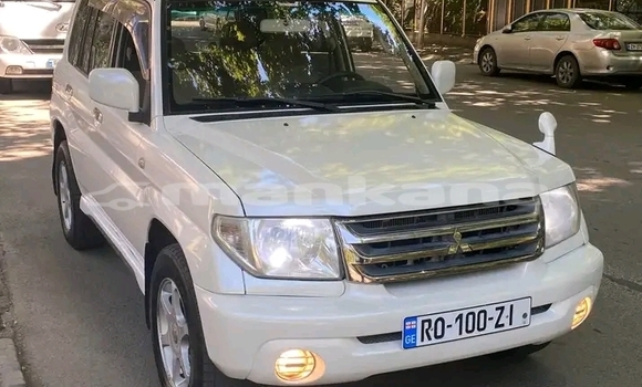 Buy Used Toyota RAV4 White Car in Signahi in Kaheti Buy Used Toyota RAV4 White Car in Signahi in Kaheti