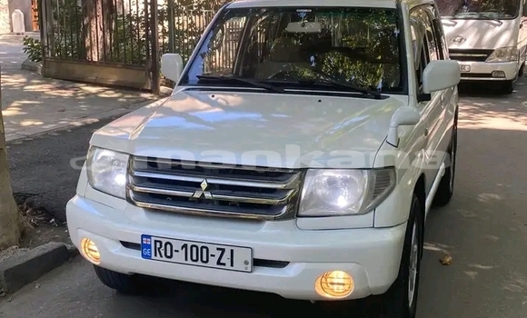 Buy Used Toyota RAV4 White Car in Signahi in Kaheti Buy Used Toyota RAV4 White Car in Signahi in Kaheti