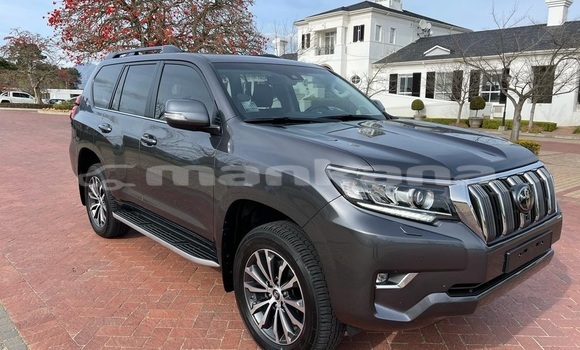 Buy Used Toyota Land Cruiser Prado Blue Car in Tbilisi in Tbilisi