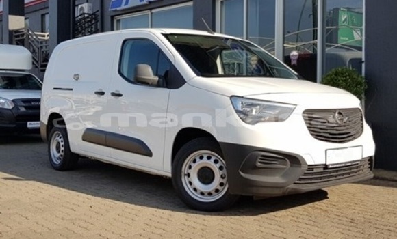 Buy Used Opel Combo White Car in Tbilisi in Tbilisi