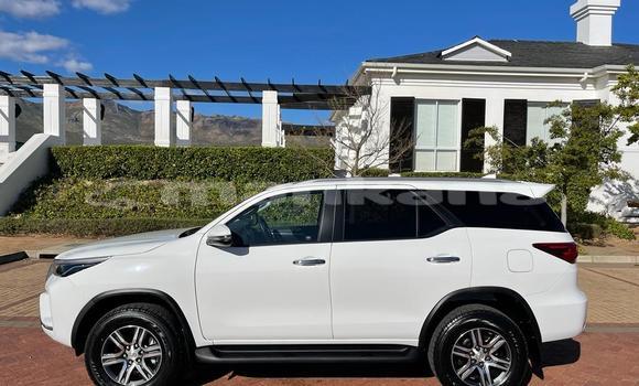 Buy Used Toyota Fortuner White Car in Tbilisi in Tbilisi Buy Used Toyota Fortuner White Car in Tbilisi in Tbilisi