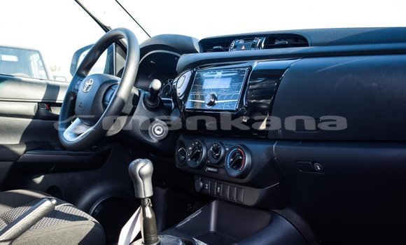 Buy Import Toyota Hilux White Car in Import - Dubai in Abhasia Buy Import Toyota Hilux White Car in Import - Dubai in Abhasia