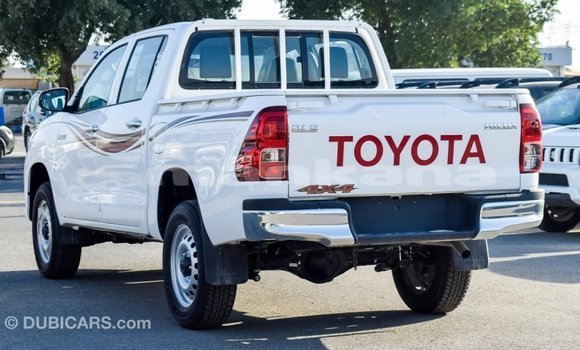 Buy Import Toyota Hilux White Car in Import - Dubai in Abhasia Buy Import Toyota Hilux White Car in Import - Dubai in Abhasia