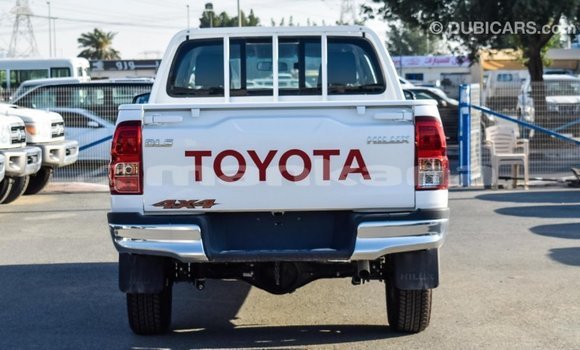 Buy Import Toyota Hilux White Car in Import - Dubai in Abhasia Buy Import Toyota Hilux White Car in Import - Dubai in Abhasia