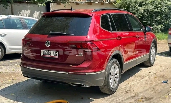 Buy Used Volkswagen Tiguan Red Car in Bihvinta in Abhasia Buy Used Volkswagen Tiguan Red Car in Bihvinta in Abhasia