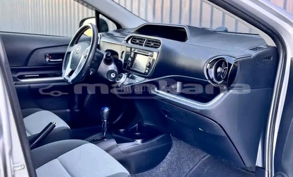 Buy Used Toyota Prius c White Car in Dusheti in Mcheta-Mtianeti Buy Used Toyota Prius c White Car in Dusheti in Mcheta-Mtianeti
