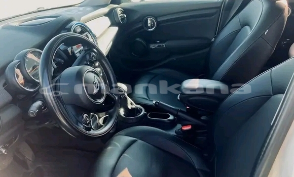 Buy Used MINI Cooper White Car in Bihvinta in Abhasia Buy Used MINI Cooper White Car in Bihvinta in Abhasia