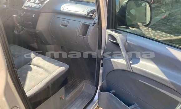 Buy Used Toyota Noah Black Car in Cnori in Kaheti Buy Used Toyota Noah Black Car in Cnori in Kaheti